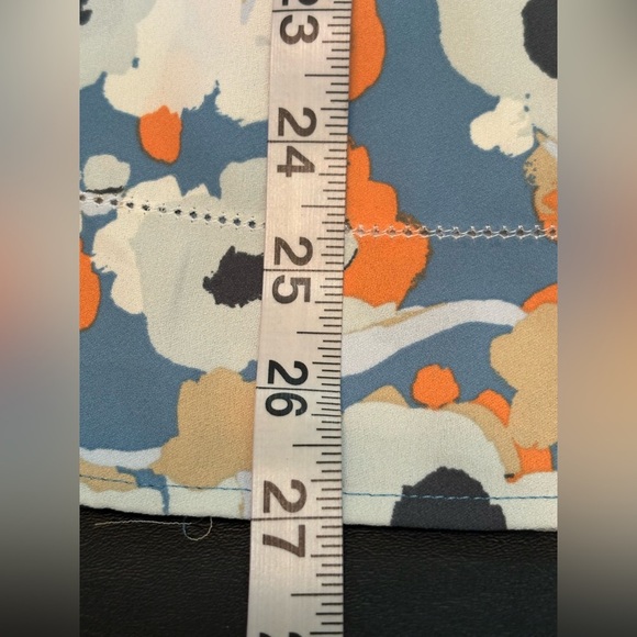 Joie Multicolor Floral Blouse size M - Picture 13 of 13